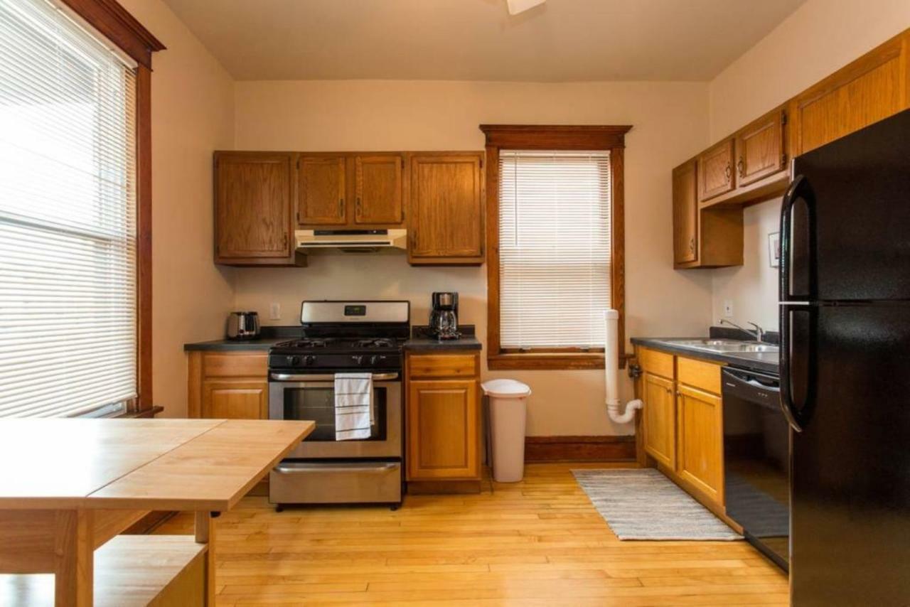Wrigley Oasis! Steps From The Field! - 3Bd 1Ba Lejlighed Chicago Eksteriør billede